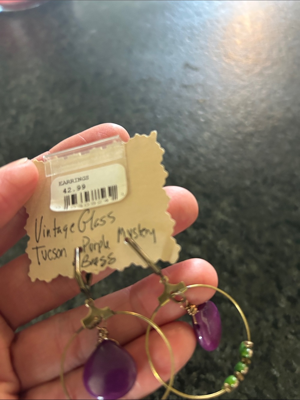 NWT vintage glass Tucson purple and green mystery brass earrings - Picture 3 of 7